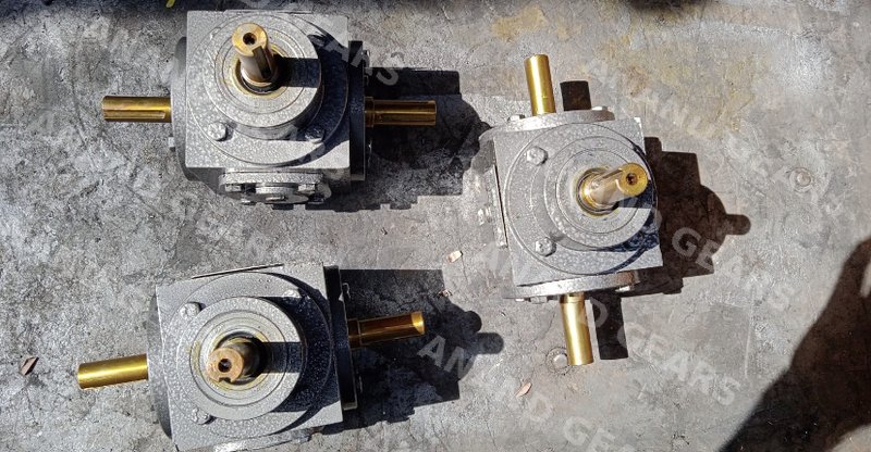 Bevel Gearbox manufactured by Anand Gears, Bhayander — workshop photo 6