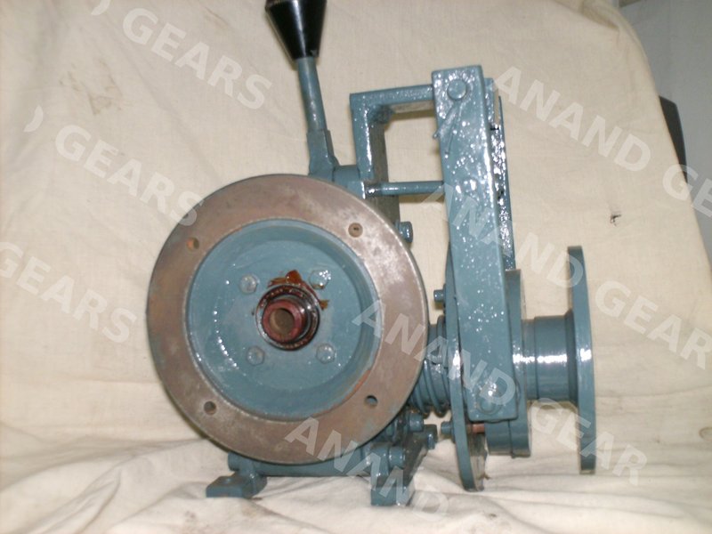 Clutch Gearbox manufactured by Anand Gears, Bhayander — workshop photo 1