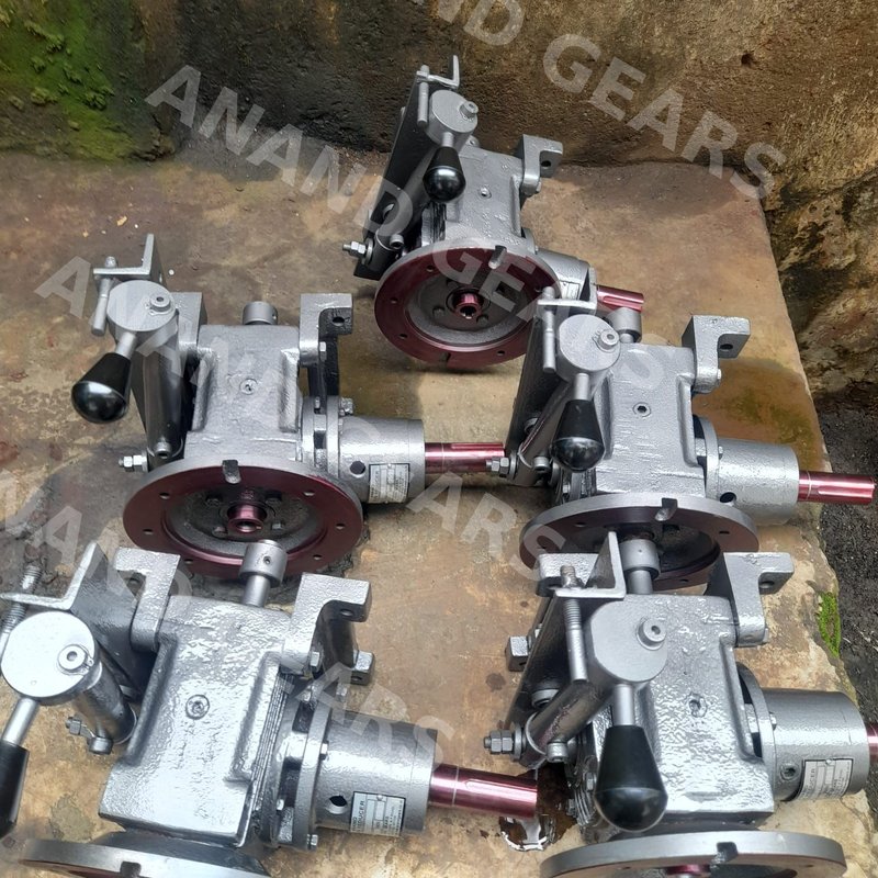 Clutch Gearbox manufactured by Anand Gears, Bhayander — workshop photo 8