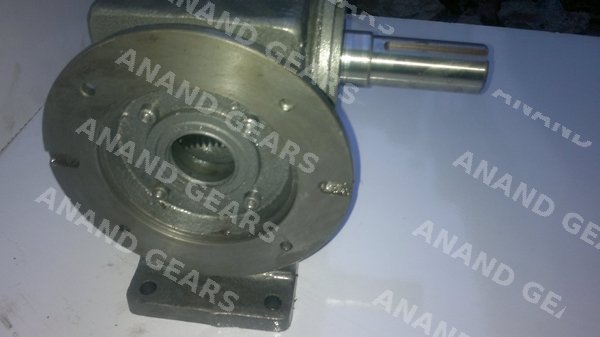 Heli-Worm Gearbox manufactured by Anand Gears, Bhayander — workshop photo 2