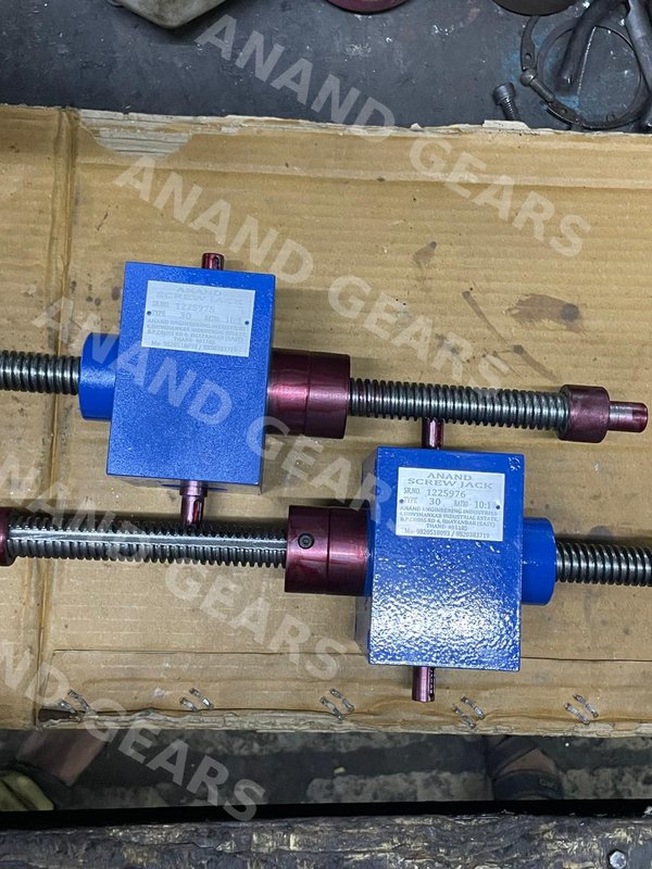 Screw Jack manufactured by Anand Gears, Bhayander — workshop photo 2